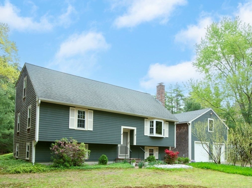 25 Beaver Dam Rd, Carver, MA 02330-1326