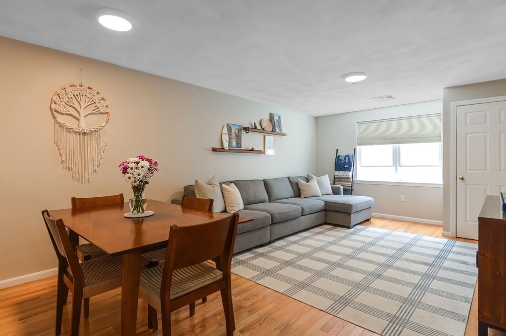 107 Foster St, Peabody MA  01960-5966 exterior