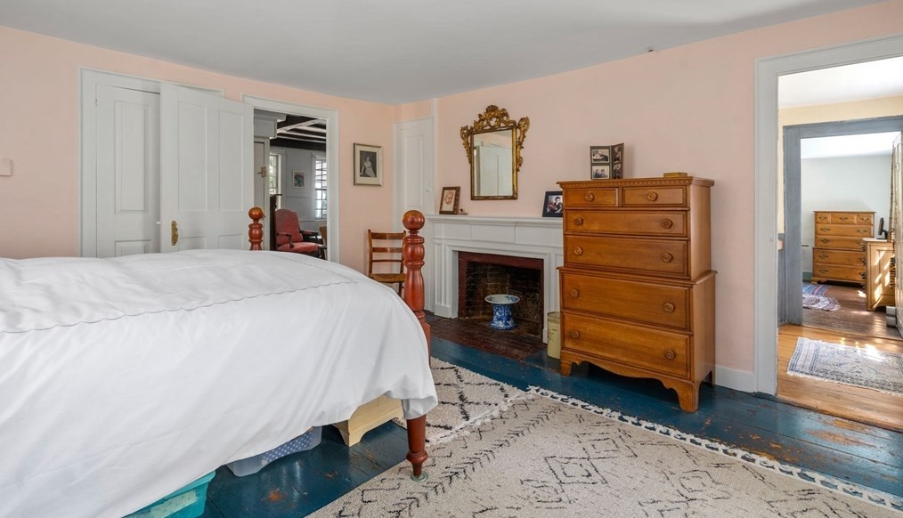 50 Oliver Pl, East Bridgewater MA 02324-3006 exterior