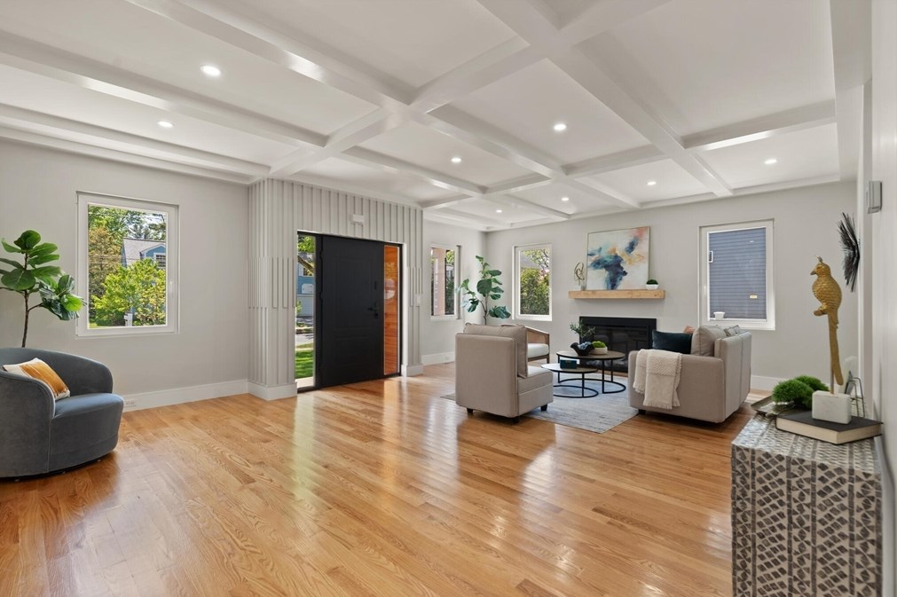 33 Barbara Rd, Newton, MA 02465