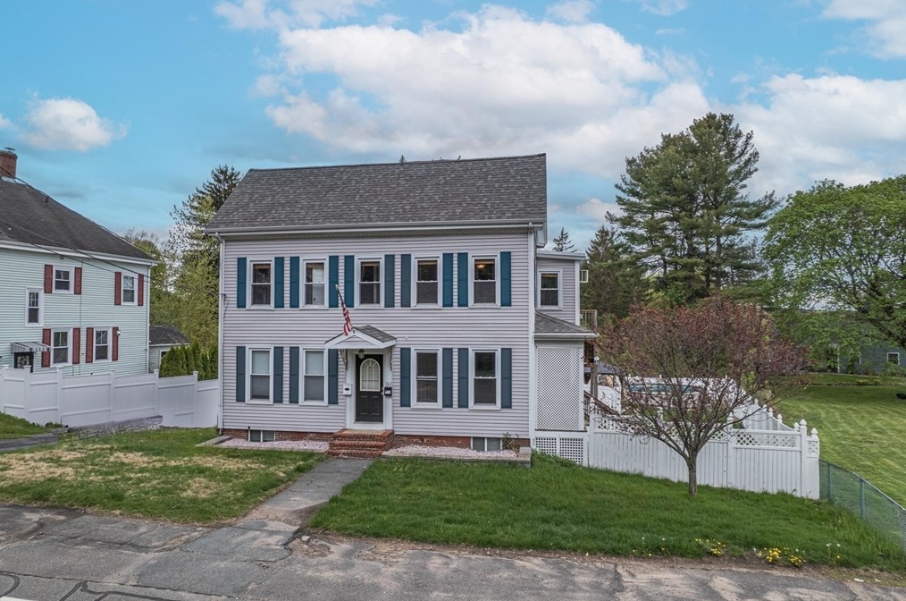 162 North Ave, Haverhill MA 01830-2238 exterior
