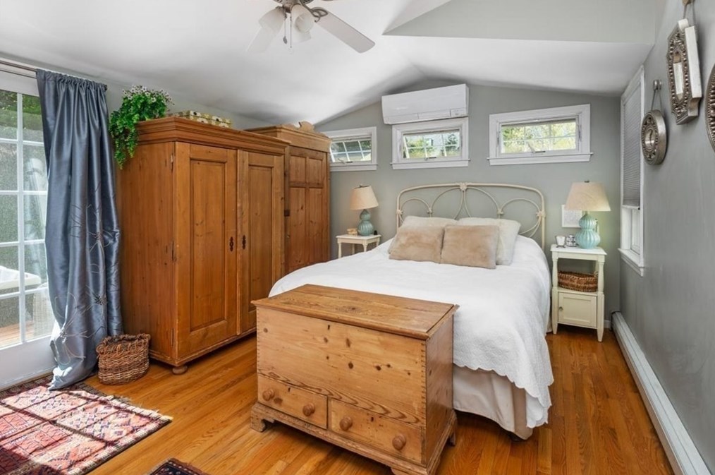 193 Newbridge St, Hingham MA 02043-2623 exterior