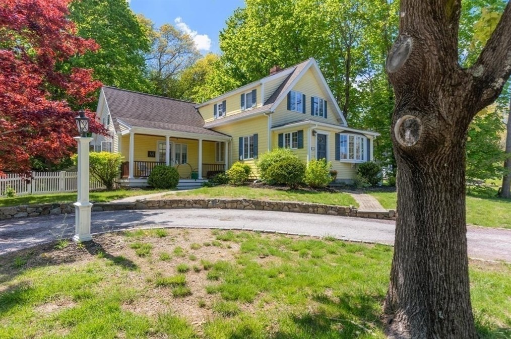 193 Newbridge St, Hingham MA 02043-2623 exterior