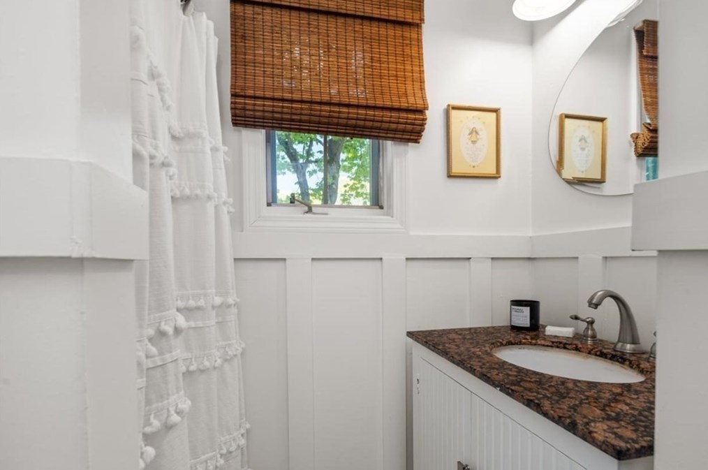 193 Newbridge St, Hingham MA 02043-2623 exterior