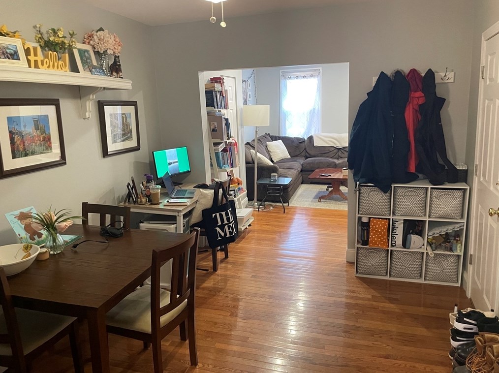 14 Cleveland Pl Apt 3, Boston, MA