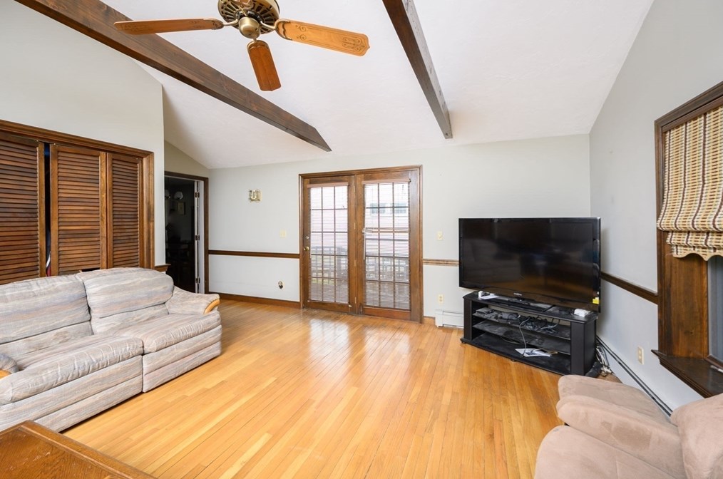 26 Samoset Ave, Quincy MA 02169-2323 exterior