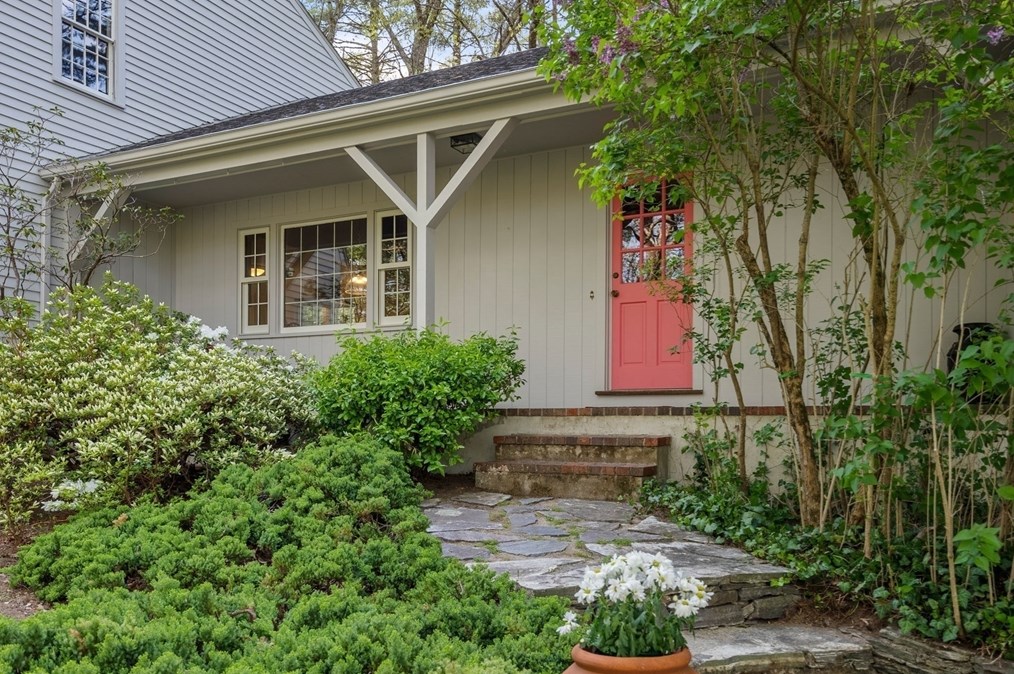 53 Robert Best Rd, Sudbury, MA exterior