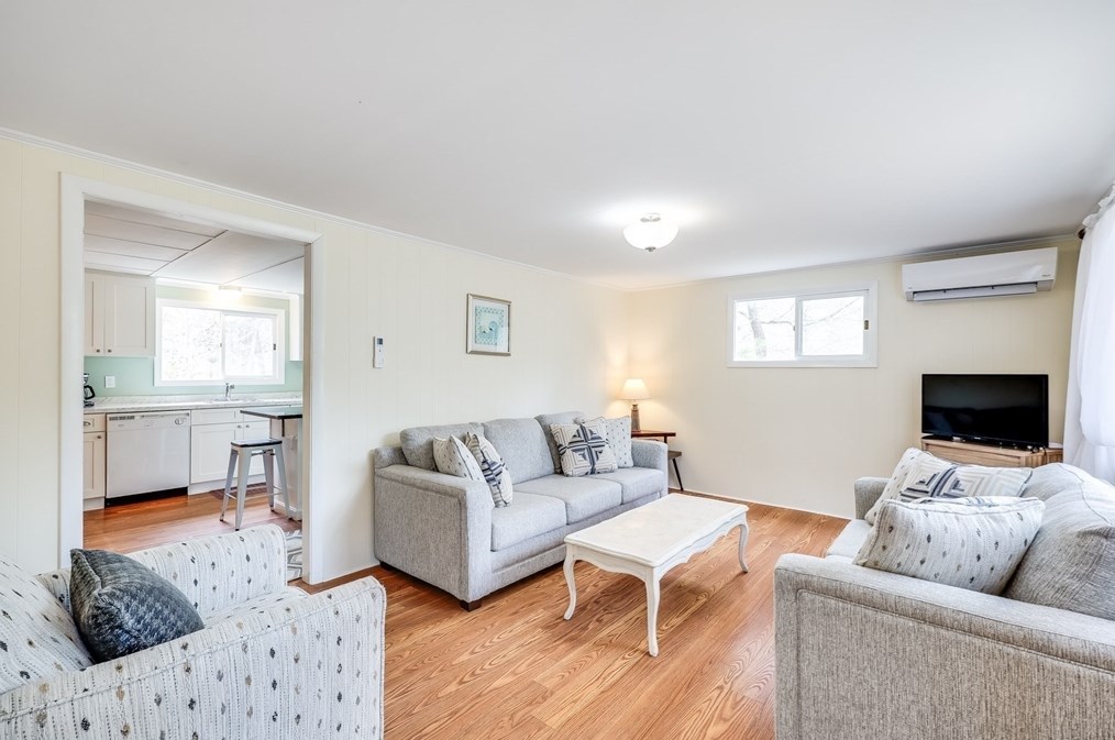 65 Boreen Rd, Eastham MA 02642-2947 exterior