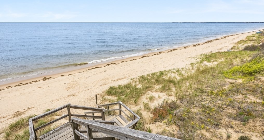 65 Boreen Rd, Eastham MA 02642-2947 exterior