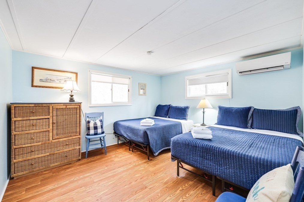 65 Boreen Rd, Eastham MA 02642-2947 exterior