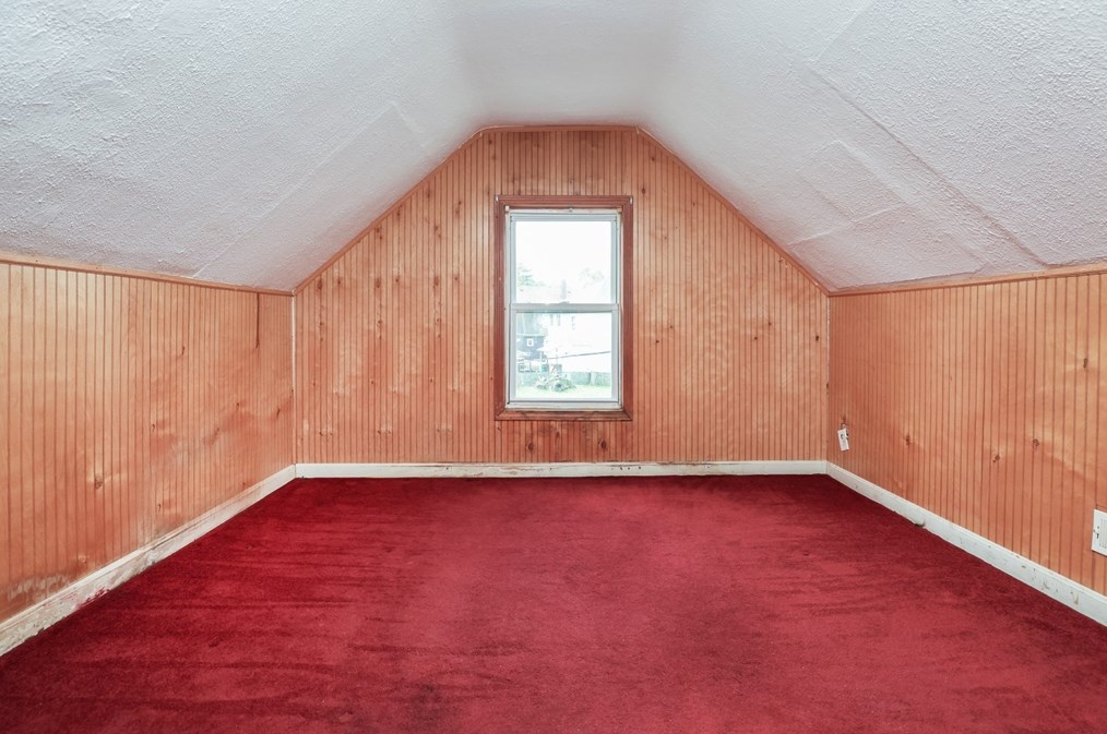 259 Branch St, Lowell MA 01851-1833 exterior