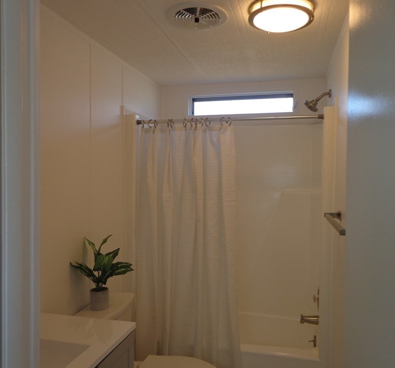 18 Bayberry Ln, Plymouth MA 02360-5029 exterior