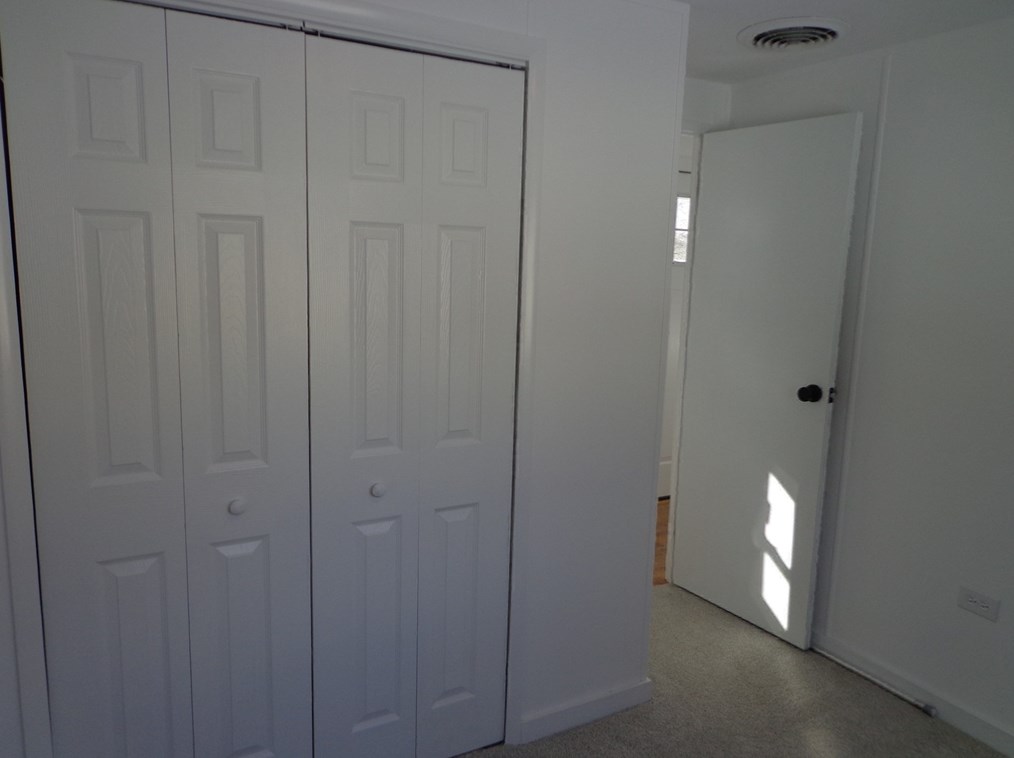 18 Bayberry Ln, Plymouth MA 02360-5029 exterior