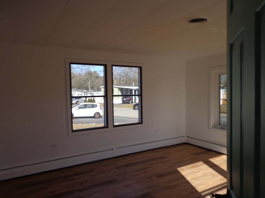 18 Bayberry Ln, Plymouth MA 02360-5029 exterior