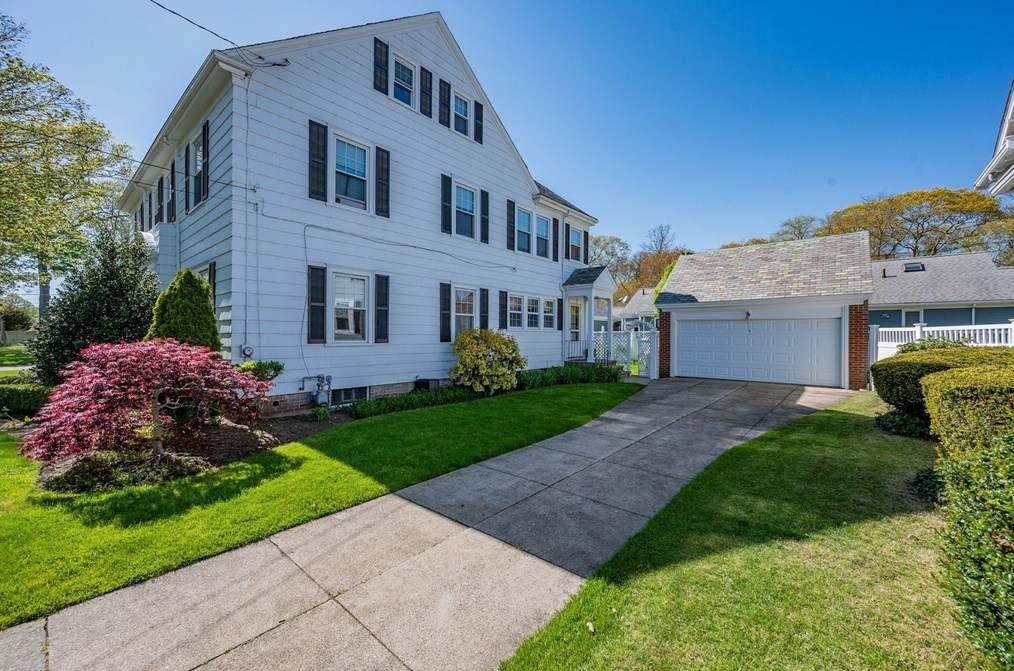 133 Plymouth St, New Bedford, MA 02740