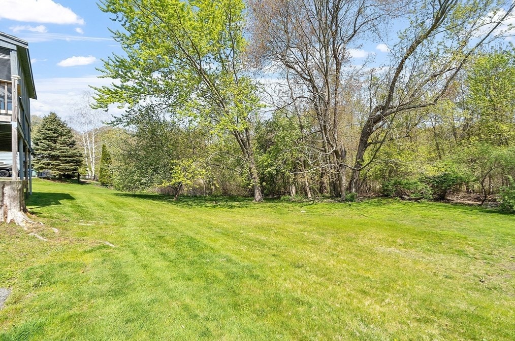 6 Fox Run Rd, Danvers MA 01923-1501 exterior