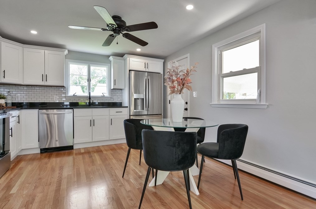 19 Francis Rd, Salem MA 01970-2908 exterior