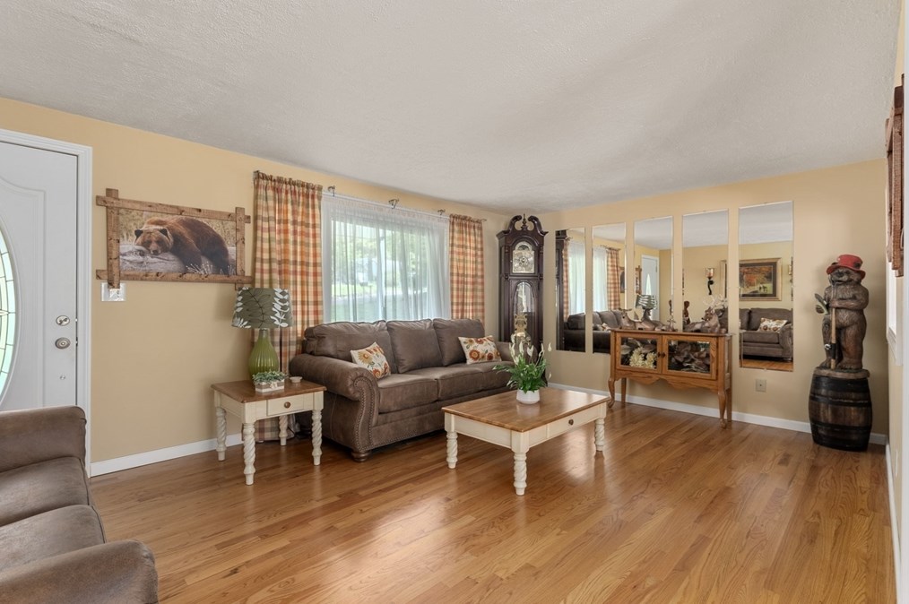 6 Ham Hill Rd, Southwick, MA 01077