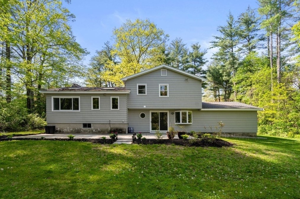 9 Arborwood Rd, Acton MA 01720-4420 exterior