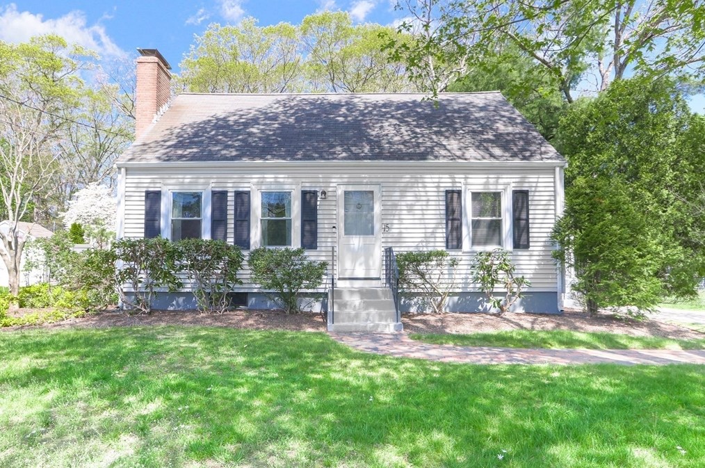 15 Davidson Rd, Framingham MA  01701-3229 exterior