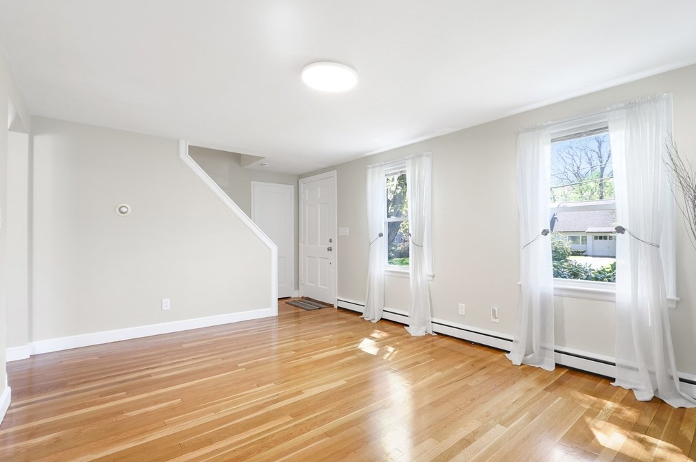 15 Davidson Rd, Framingham MA  01701-3229 exterior