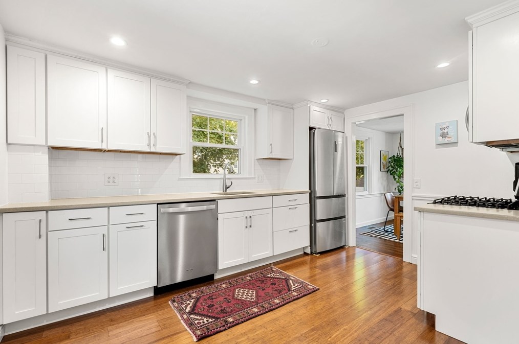 14 Pierrepont Rd, Newton MA 02462-1126 exterior