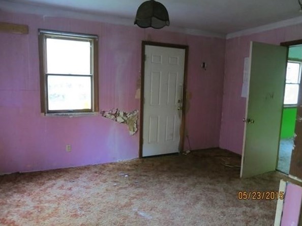 15 Curtin Rd, Peru MA 01235-9263 exterior