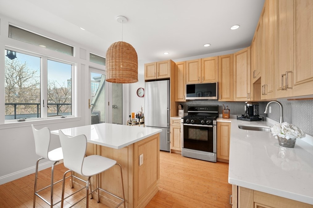 21 Worcester Square #5, Boston, MA 02118