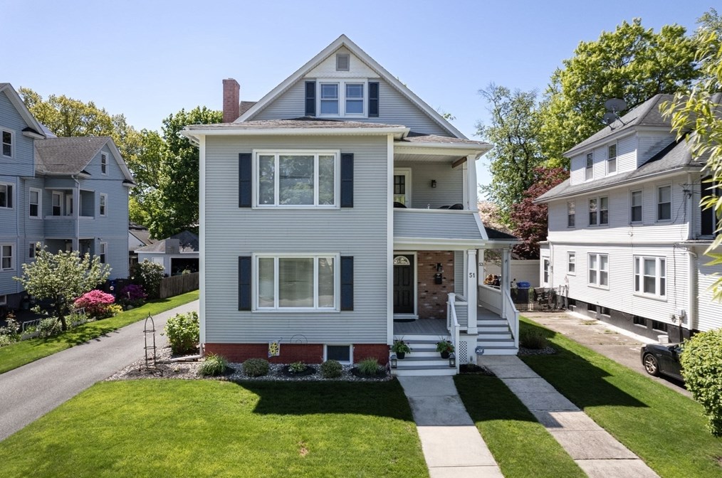 51-53 Olmsted Dr, Springfield, MA 01108