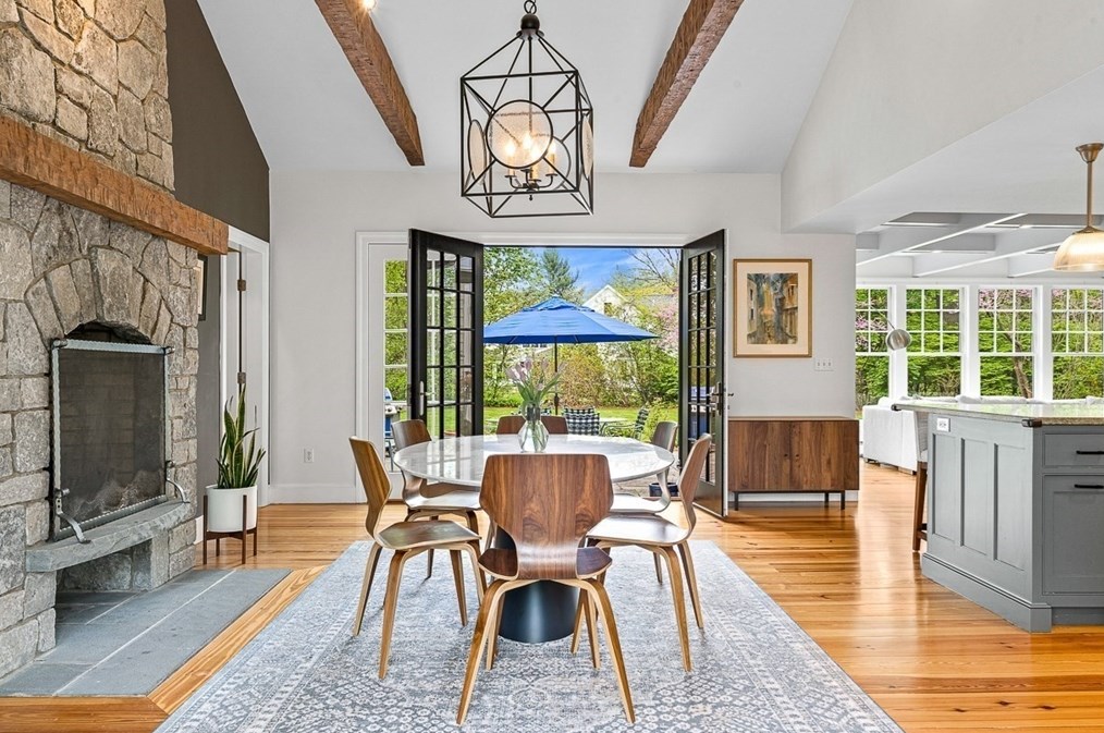 126 Alcott Rd, Concord MA  01742-2605 exterior