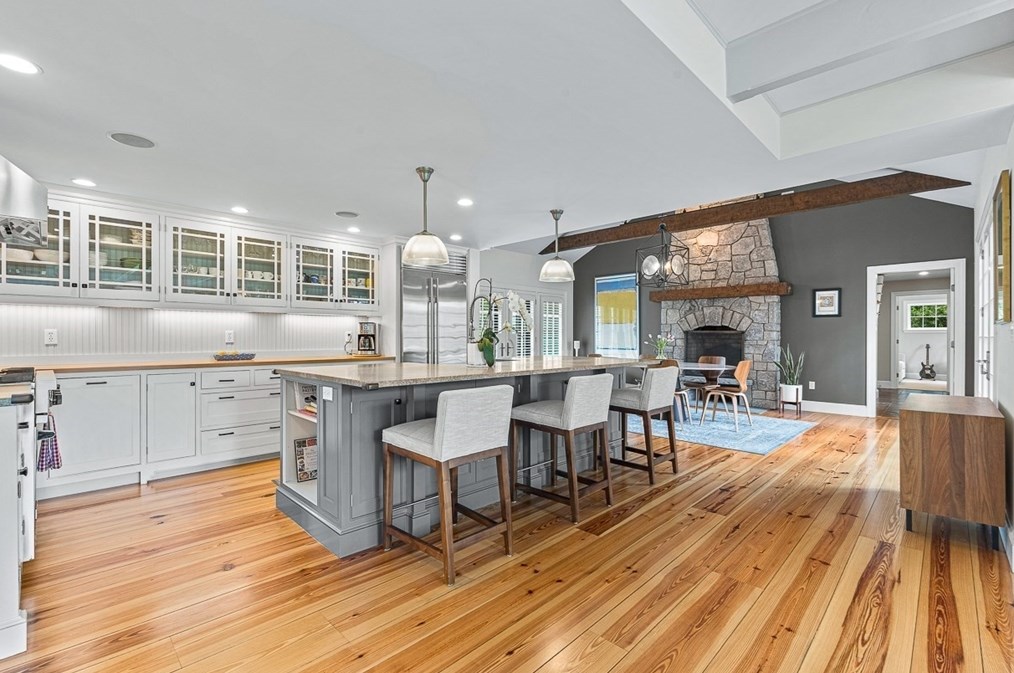 126 Alcott Rd, Concord MA  01742-2605 exterior