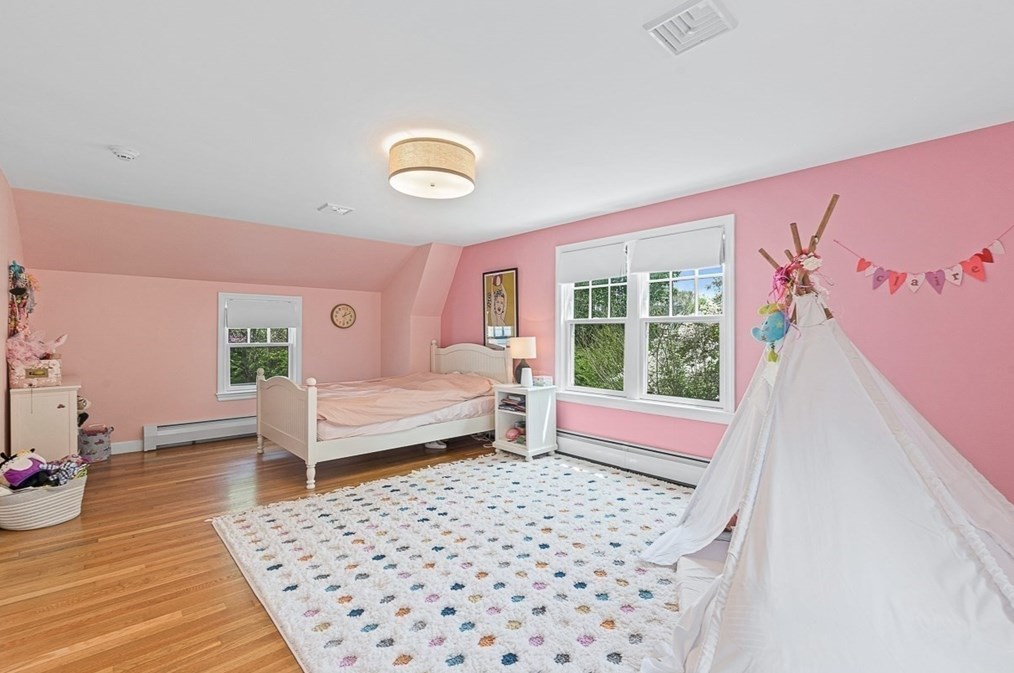 126 Alcott Rd, Concord MA  01742-2605 exterior