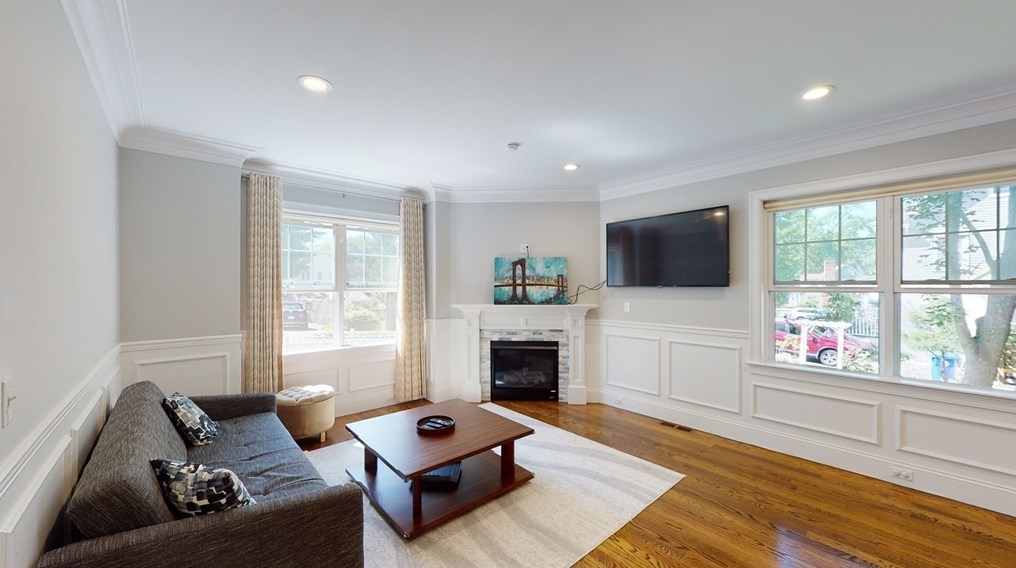 3 Saco St #3, Newton, MA 02464