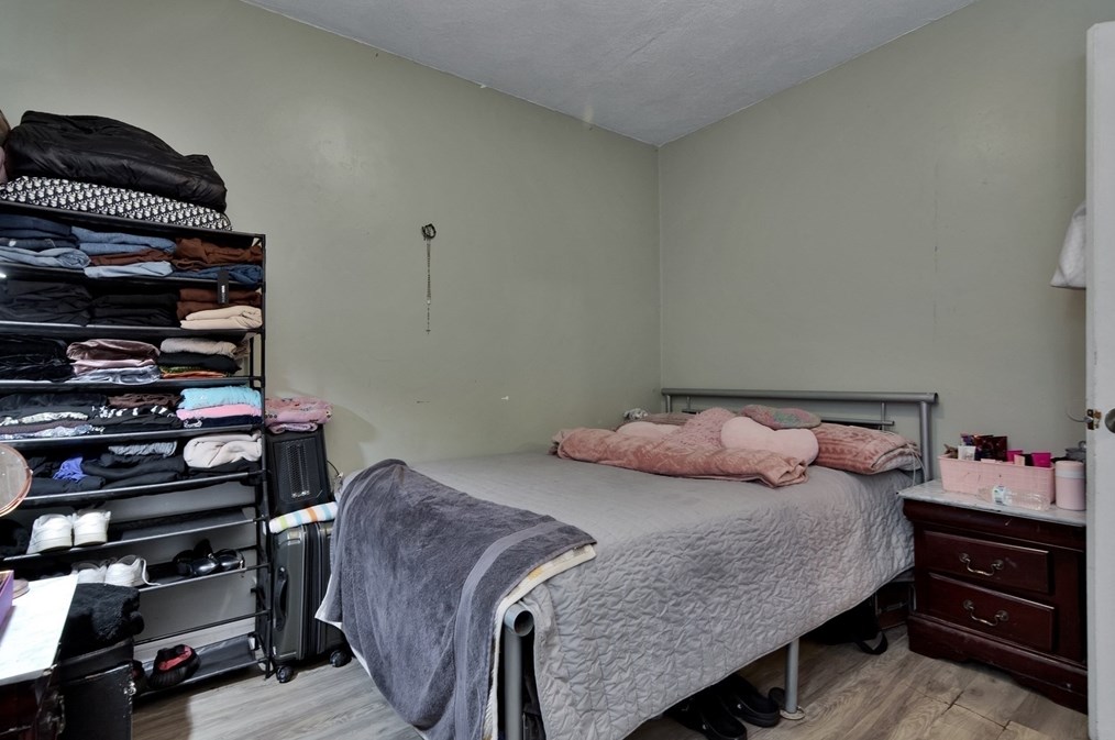 113 Marlborough St, Chelsea MA  02150-3303 exterior