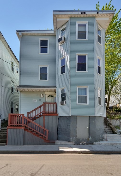 113 Marlborough St, Chelsea, MA 02150 exterior