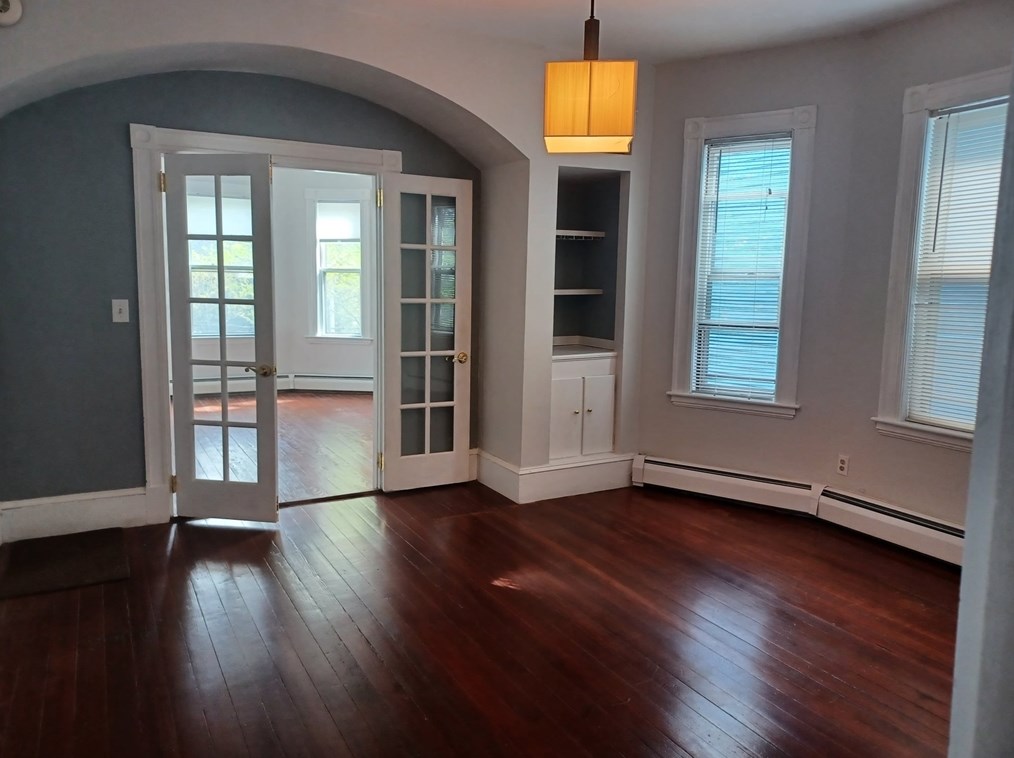 91 Mozart St #2, Boston, MA 02130