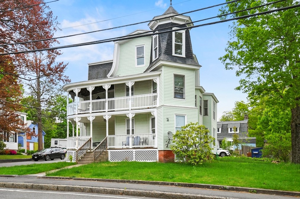 51 Washington St, Ayer, MA 01432-1314