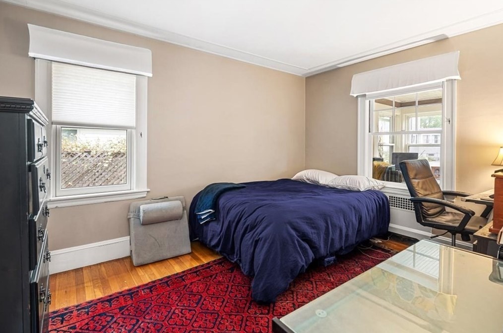 60 Clinton Rd, Weymouth MA 02189-3010 exterior