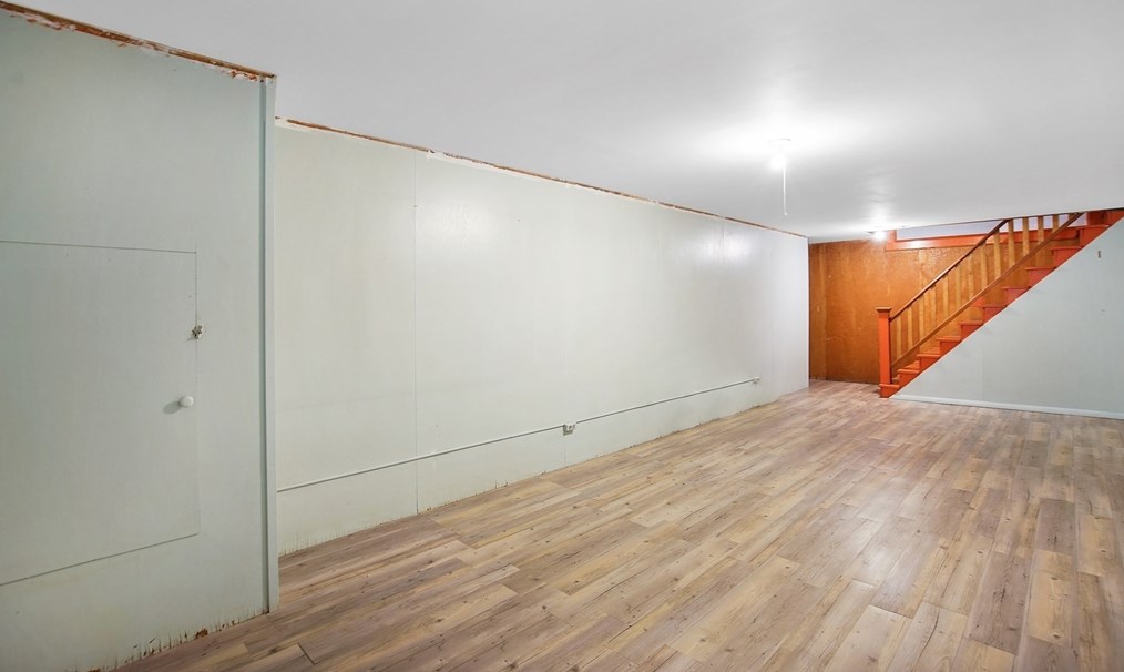 48 Maplewood St, Springfield MA 01106-3309 exterior