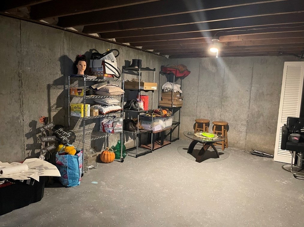 672 Grinnell St, Fall River MA 02721-3832 exterior