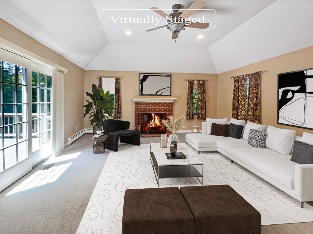 42 Wildwood Rd, Pembroke, MA 02359