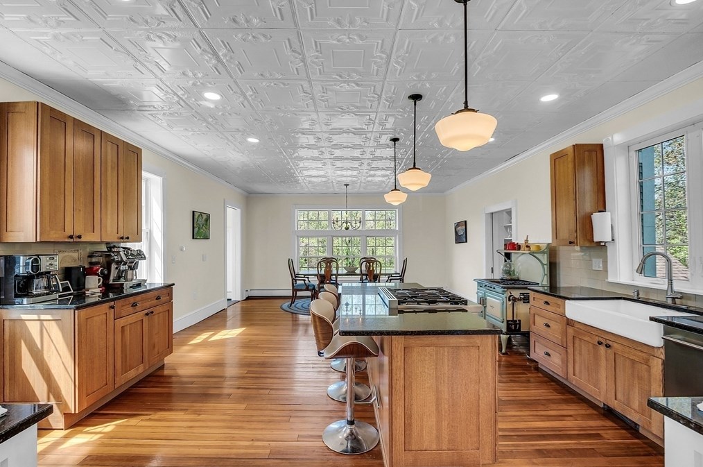 1178 Broadway, Haverhill MA  01832-1142 exterior