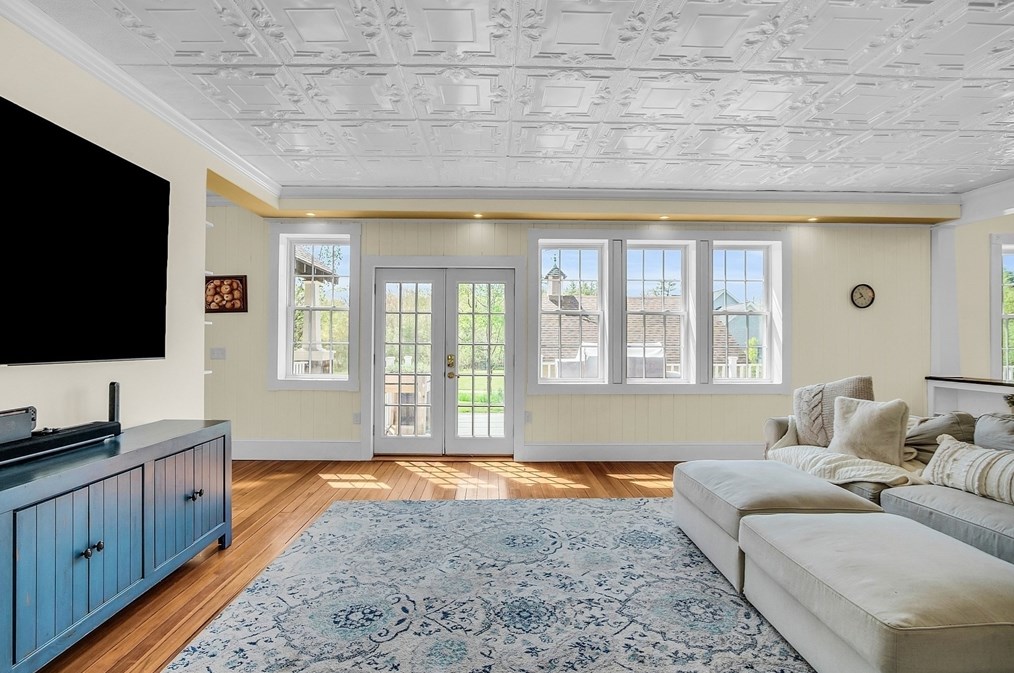 1178 Broadway, Haverhill MA  01832-1142 exterior