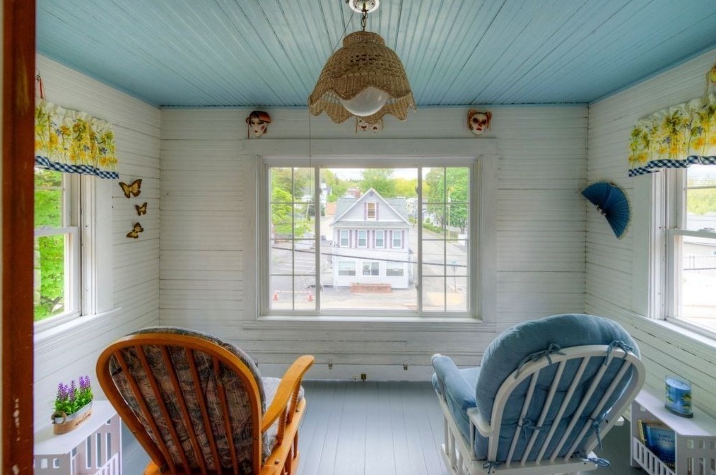 249 Webster St, Worcester MA  01603-2224 exterior