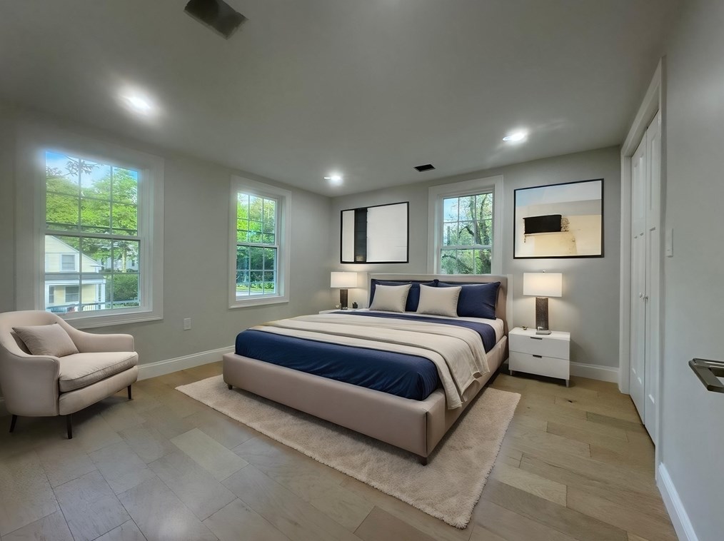 33 Norfolk St, Holliston MA  01746-2006 exterior