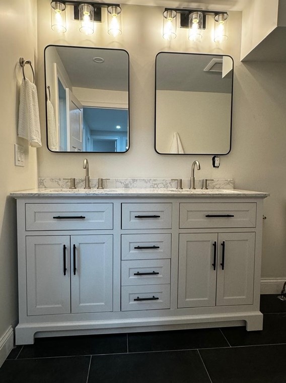 33 Norfolk St, Holliston MA  01746-2006 exterior