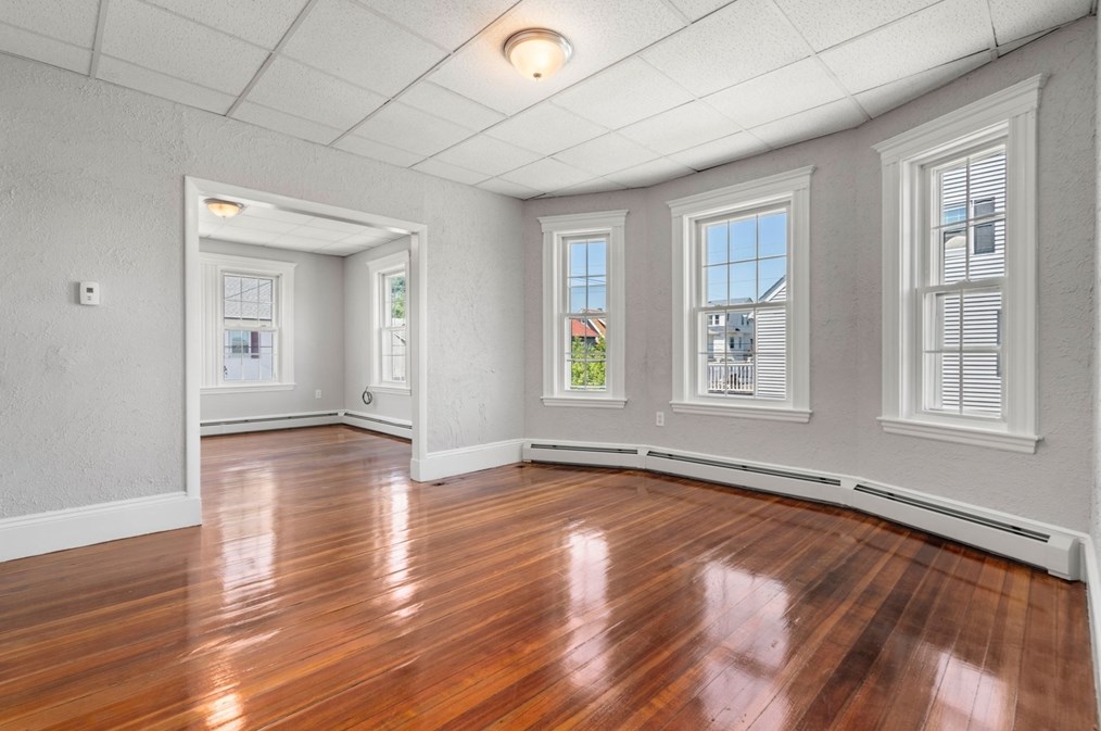 76 Sunnyside Ave, Winthrop MA  02152-2053 exterior