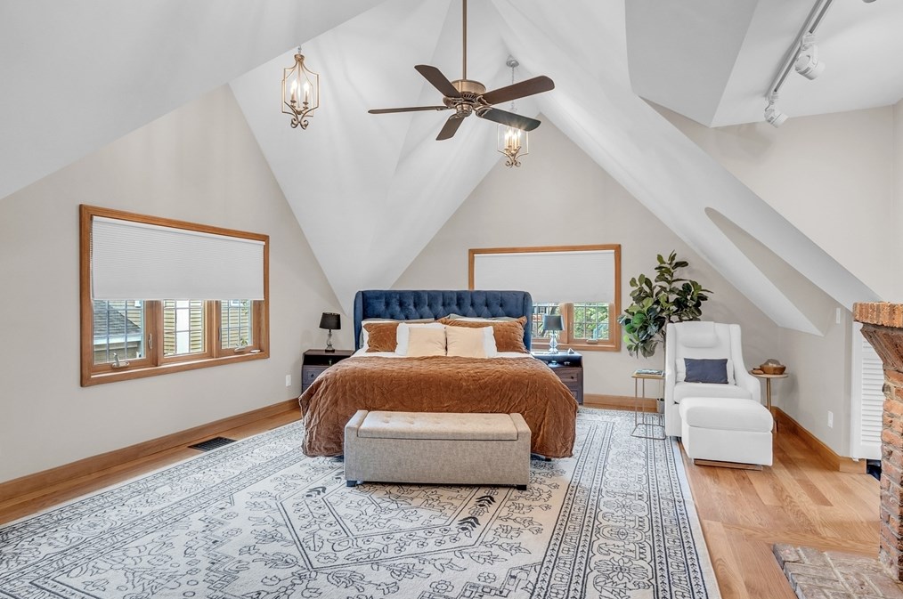 27 Kimball Ave, Ipswich MA 01938-1206 exterior