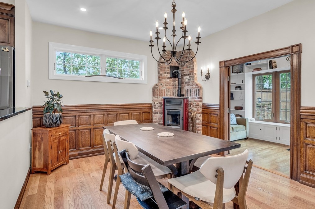 27 Kimball Ave, Ipswich MA 01938-1206 exterior