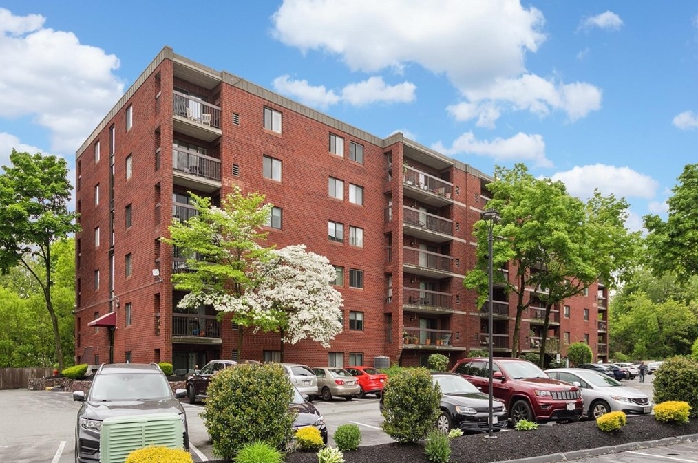 159 Main St #41a, Stoneham, MA 02180